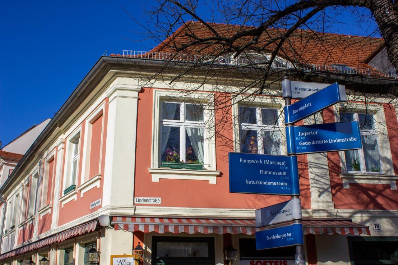 Cafe Alice & Pension Gmbh Potsdam Exterior foto